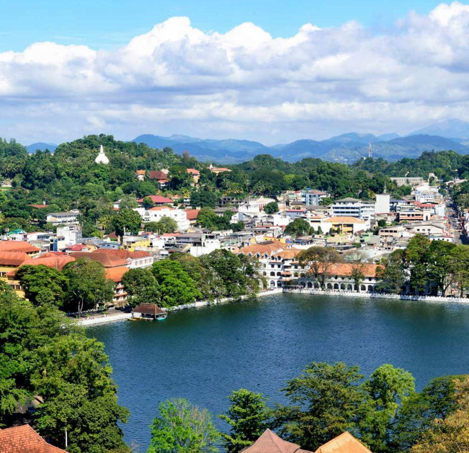 Cloud Inn Kandy Homestay Exterior foto